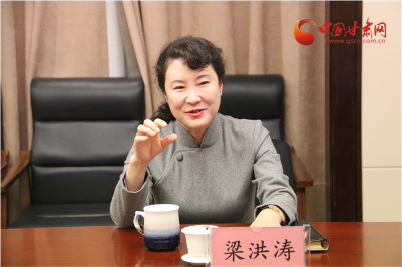 甘肃省委宣传部副部长,甘肃省委网信办主任梁洪涛参加活动