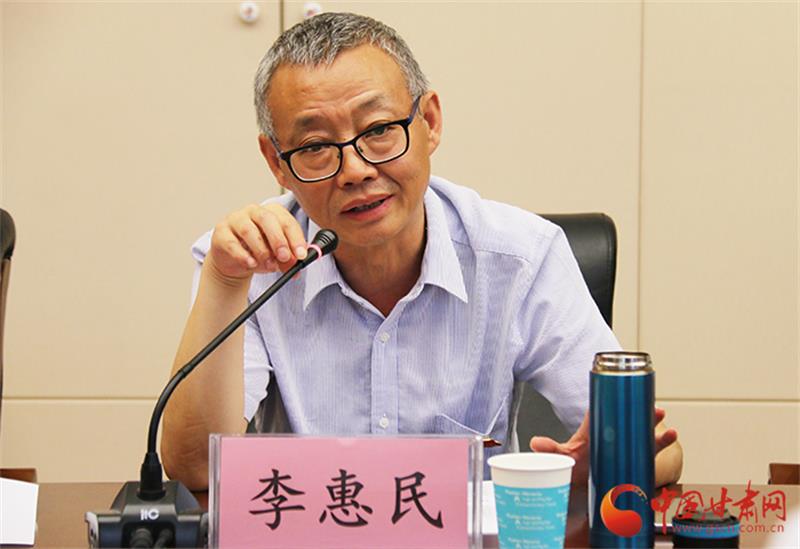 兰州大学新闻与传播学院教授李惠民李惠民教授说,网络诚信建设是一种